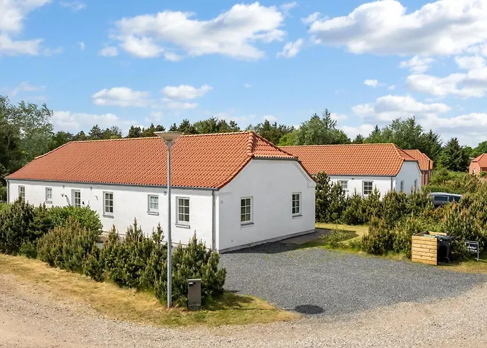 Donco - 3-2km From The Sea By Interhome